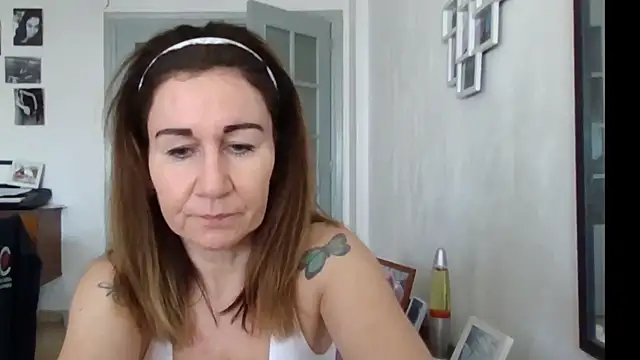 TamaraSweetxo online show from 05/05/26, 08:22