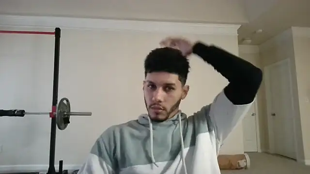 Snapshot of DamnKevin chatting on 12/17/24, 01:38 DamnKevin online show from 12/17/24, 01:38