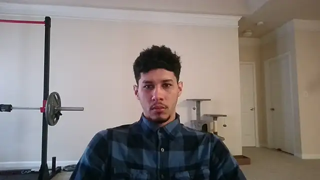 Snapshot of DamnKevin chatting on 02/02/25, 02:24 DamnKevin online show from 02/02/25, 02:24