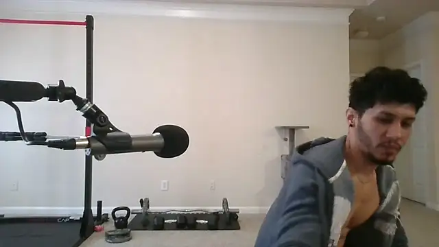 Snapshot of DamnKevin chatting on 02/24/25, 05:53 DamnKevin online show from 02/24/25, 05:53