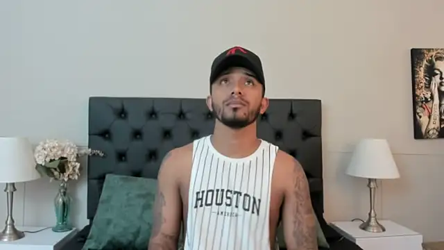 Snapshot of Robin_Rief chatting on 09/18/25, 03:30 Robin Rief online show from 09/18/25, 03:30