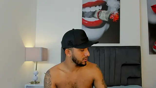 Snapshot of Robin_Rief chatting on 03/02/26, 03:41 Robin Rief online show from 03/02/26, 03:41