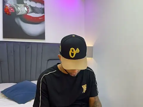 Snapshot of Robin_Rief chatting on 03/07/26, 03:25 Robin Rief online show from 03/07/26, 03:25