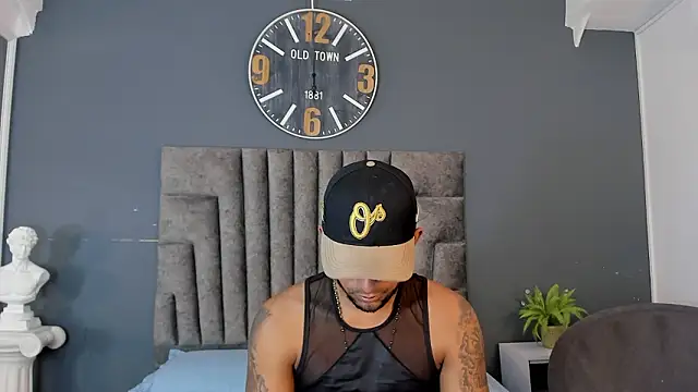 Snapshot of Robin_Rief chatting on 03/24/26, 07:52 Robin Rief online show from 03/24/26, 07:52