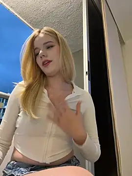 NicoleCut online show from 12/01/25, 10:48