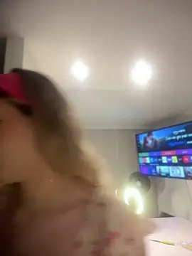 NicoleCut online show from 06/14/26, 10:28
