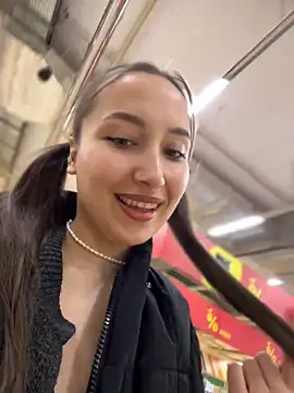 Snapshot of VelvetVixenI chatting on 01/07/26, 04:20 VelvetVixenI online show from 01/07/26, 04:20