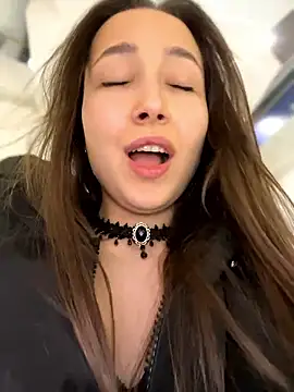 Snapshot of VelvetVixenI chatting on 01/08/26, 07:38 VelvetVixenI online show from 01/08/26, 07:38