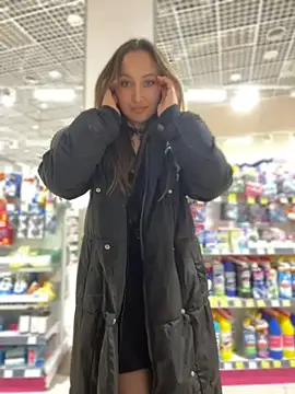 Snapshot of VelvetVixenI chatting on 03/06/26, 04:36 VelvetVixenI online show from 03/06/26, 04:36