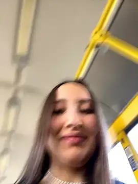 Snapshot of VelvetVixenI chatting on 03/21/26, 02:20 VelvetVixenI online show from 03/21/26, 02:20