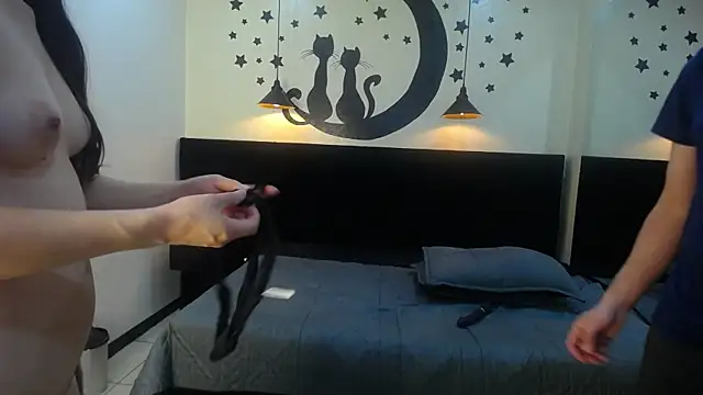 Snapshot of JeremmyAndStacy chatting on 02/04/25, 12:33 JeremmyAndStacy online show from 02/04/25, 12:33