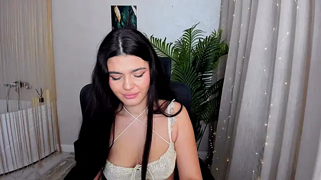 AlluringAriel online show from 03/13/25, 06:56