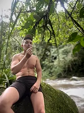 adam-rivera online show from 11/17/25, 08:36