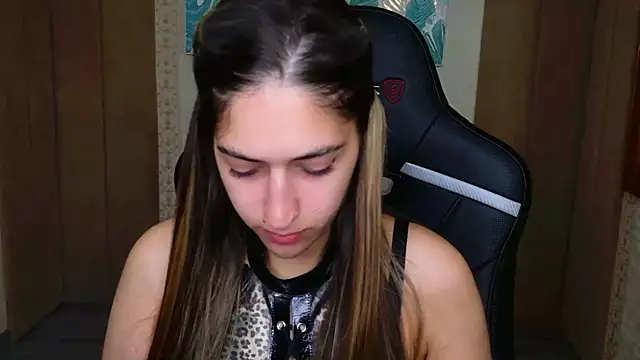 Teresa Stane online show from 11/14/25, 05:17