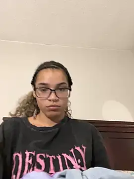 1prettygem online show from 12/19/24, 11:03