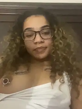 1prettygem online show from 12/22/24, 03:11