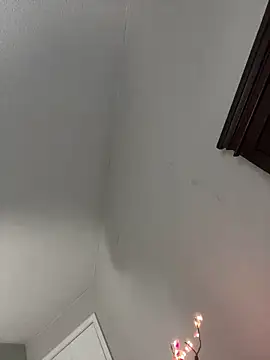 1prettygem online show from 01/12/25, 09:08