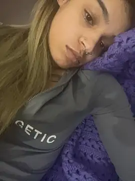 1prettygem online show from 01/21/25, 02:54