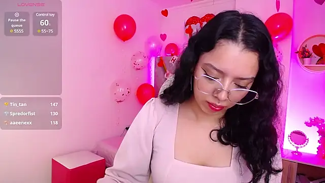 Snapshot of Aurora_Brownn chatting on 02/09/25, 03:43 Aurora Brownn online show from 02/09/25, 03:43