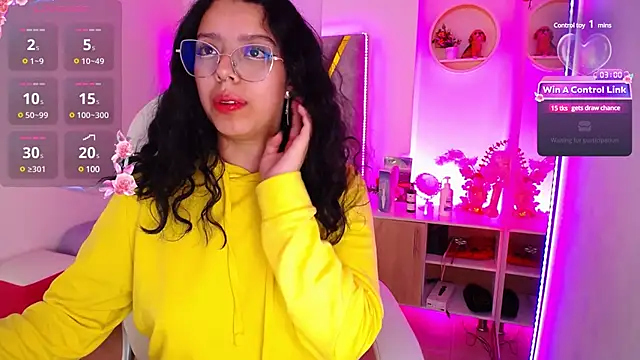 Snapshot of Aurora_Brownn chatting on 03/01/25, 04:47 Aurora Brownn online show from 03/01/25, 04:47