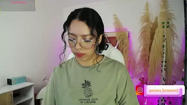 Snapshot of Aurora_Brownn chatting on 09/15/25, 01:16 Aurora Brownn online show from 09/15/25, 01:16