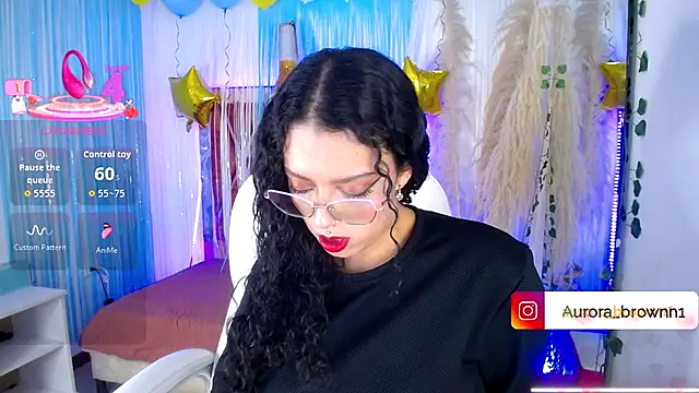 Snapshot of Aurora_Brownn chatting on 10/01/25, 04:51 Aurora Brownn online show from 10/01/25, 04:51