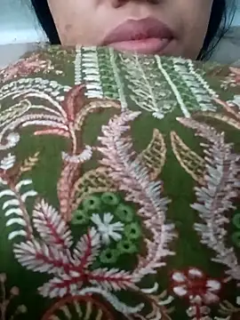 Haniya-143 online show from 11/24/25, 10:42