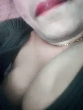 Snapshot of Haniya-143 chatting on 01/13/26, 11:15 Haniya-143 online show from 01/13/26, 11:15