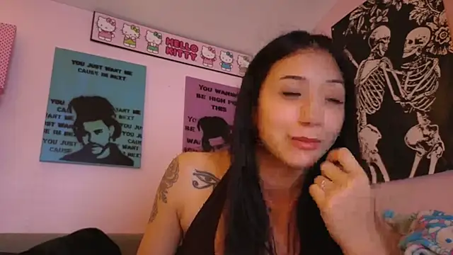 Snapshot of tokyobaby chatting on 11/08/25, 04:12 tokyobaby online show from 11/08/25, 04:12