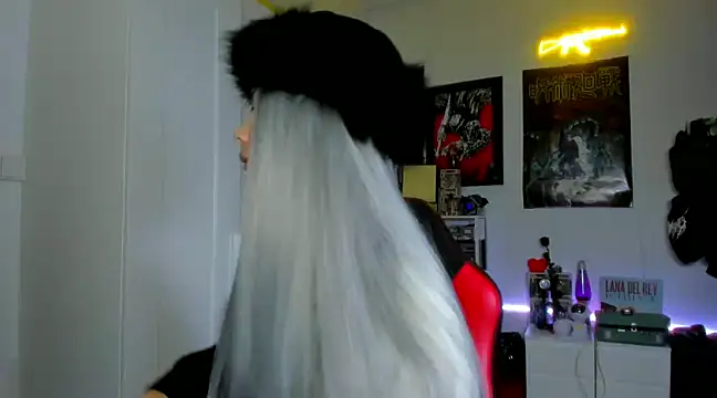 Snapshot of _sakae_ chatting on 01/30/25, 05:41  sakae  online show from 01/30/25, 05:41