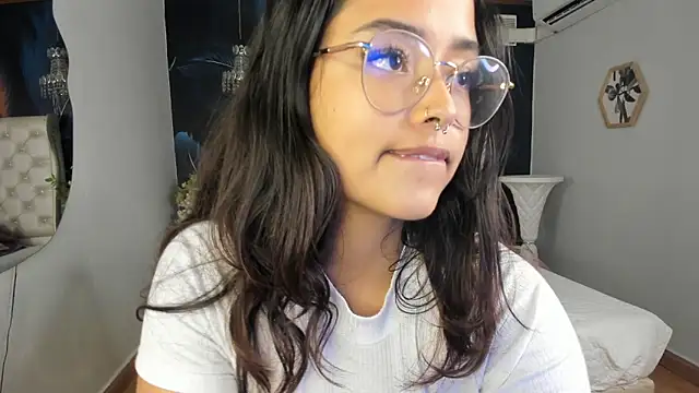 Ariana Pierce online show from 12/22/24, 01:55