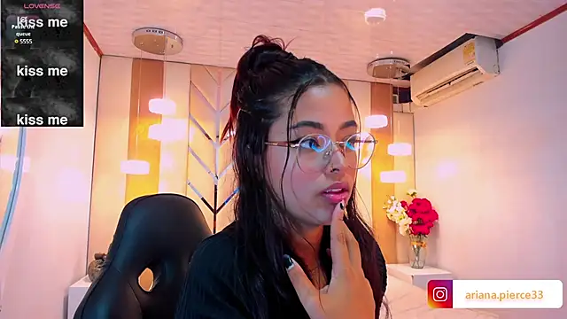 Ariana Pierce online show from 03/06/25, 05:35