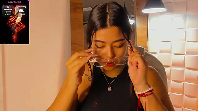 Ariana Pierce online show from 09/08/25, 03:11