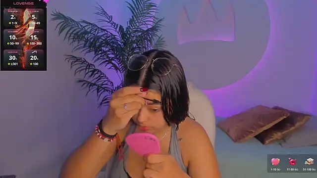 Ariana Pierce online show from 11/25/25, 12:38