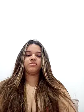 Snapshot of princesaa98 chatting on 12/21/25, 10:33 princesaa98 online show from 12/21/25, 10:33