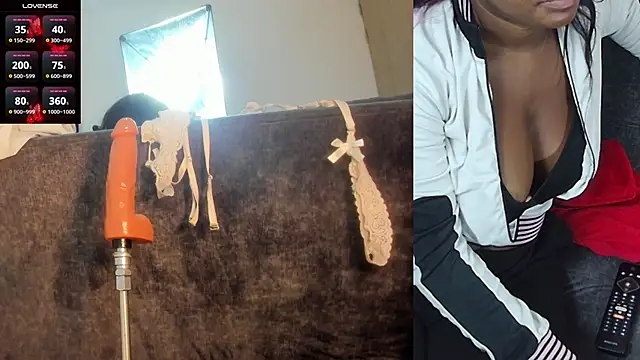 Snapshot of mia-brit chatting on 02/06/25, 06:02 mia-brit online show from 02/06/25, 06:02