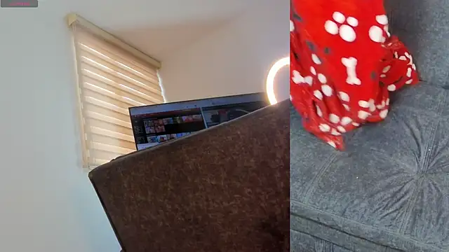 Snapshot of mia-brit chatting on 02/07/25, 07:17 mia-brit online show from 02/07/25, 07:17