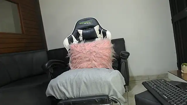 BBC-XXL online show from 12/13/24, 07:47