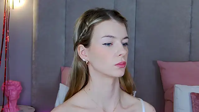 MeganMour online show from 02/16/25, 07:38