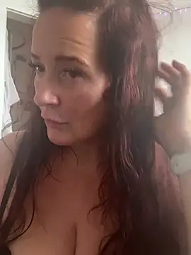 Snapshot of Engel_mia chatting on 07/06/26, 11:18 Engel mia online show from 07/06/26, 11:18