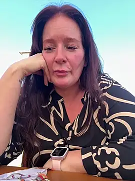 Snapshot of Engel_mia chatting on 07/29/26, 12:47 Engel mia online show from 07/29/26, 12:47
