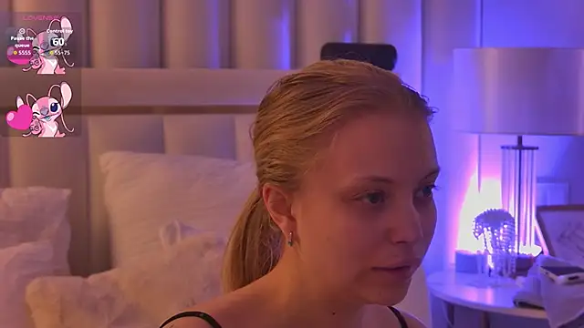 DorisHell online show from 10/28/25, 03:10