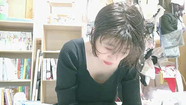 morikawa sayaka online show from 10/23/25, 11:46