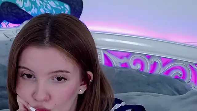 EvansMilana online show from 01/07/25, 10:41