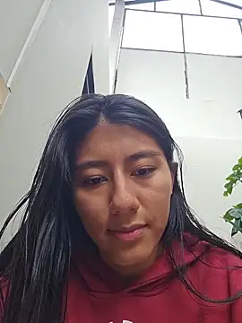 Snapshot of CarlaAlvez chatting on 02/06/26, 08:45 CarlaAlvez online show from 02/06/26, 08:45