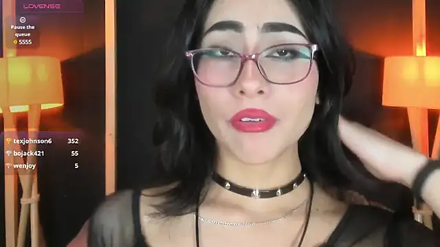 vampy dolll online show from 01/11/25, 10:51