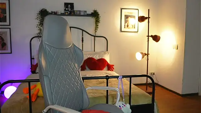 vampy dolll online show from 02/11/25, 01:31