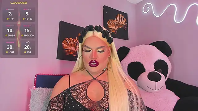 Missisabella  online show from 09/19/25, 12:56