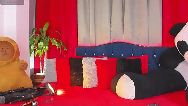 Missisabella  online show from 05/02/26, 12:59