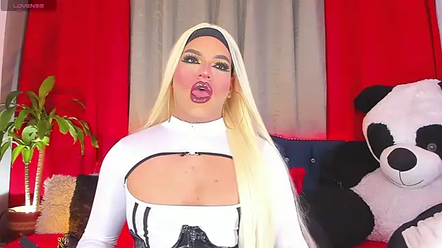 Missisabella  online show from 05/05/26, 12:51
